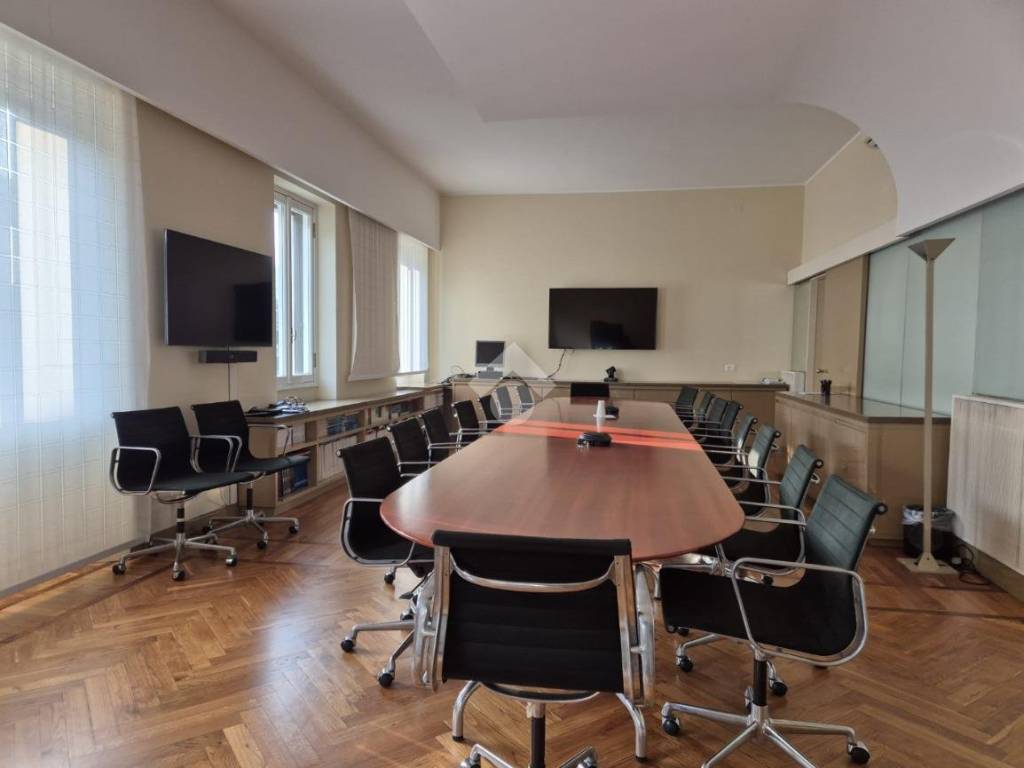 ufficio in affitto a Milano