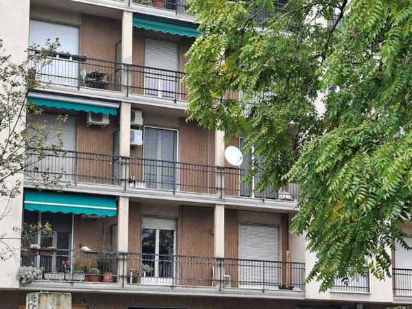 appartamento in affitto a Milano in zona Lambrate