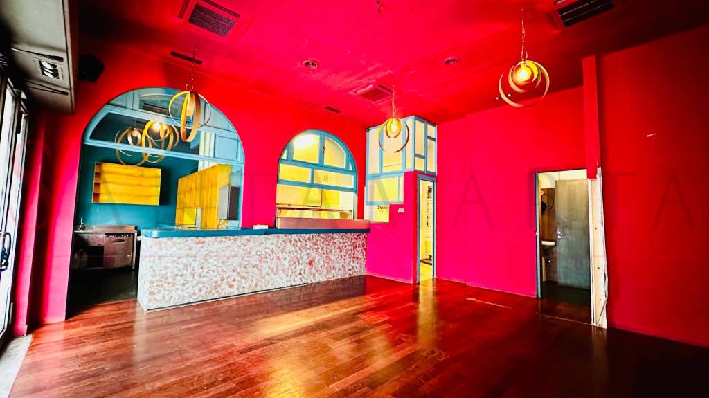 negozio in affitto a Milano in zona Porta Romana