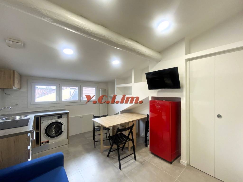 appartamento in affitto a Milano in zona Centro Direzionale