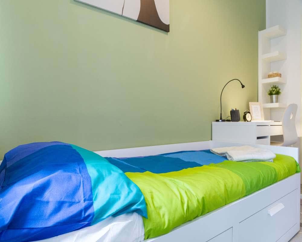 negozio in affitto a Milano in zona Lorenteggio