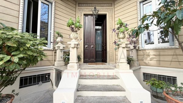 casa indipendente in affitto a Milano