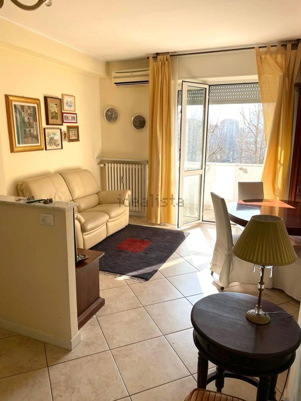 appartamento in affitto a Milano in zona Famagosta