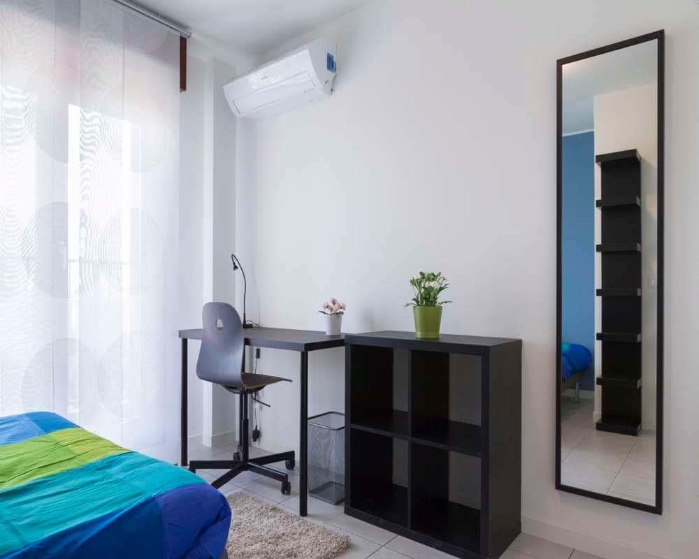 negozio in affitto a Milano in zona Lorenteggio