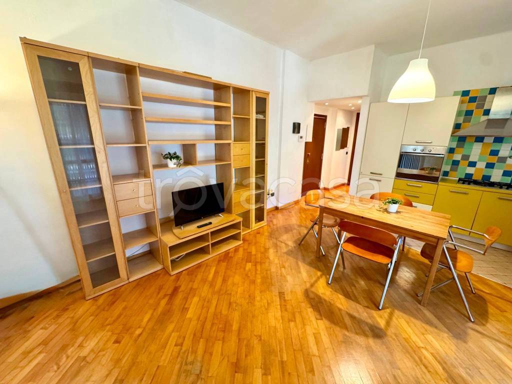appartamento in affitto a Milano in zona QT8