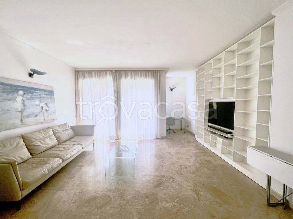 appartamento in affitto a Milano in zona Solari