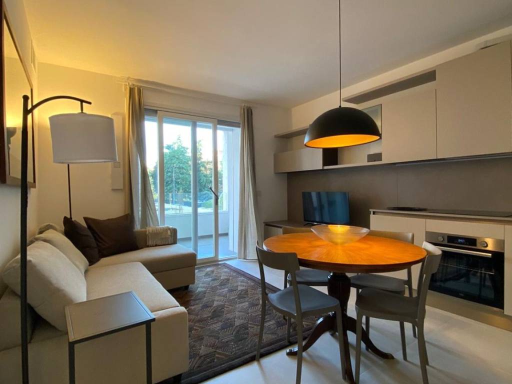 appartamento in affitto a Milano in zona Piazzale Lodi