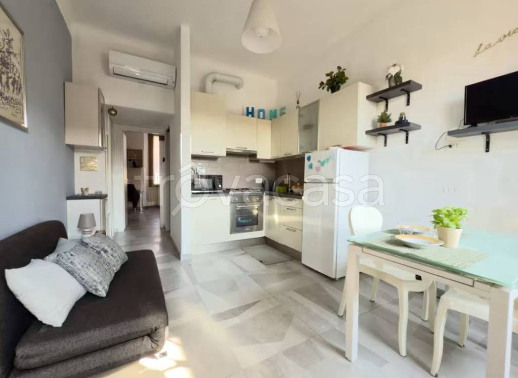 appartamento in affitto a Milano in zona Isola