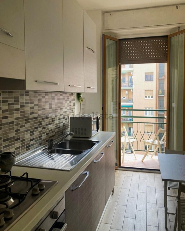 appartamento in affitto a Milano in zona Lorenteggio