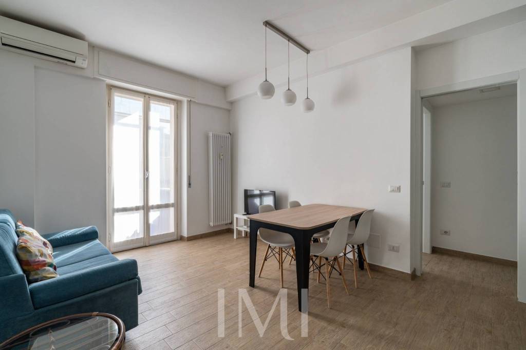 appartamento in affitto a Milano in zona Lorenteggio