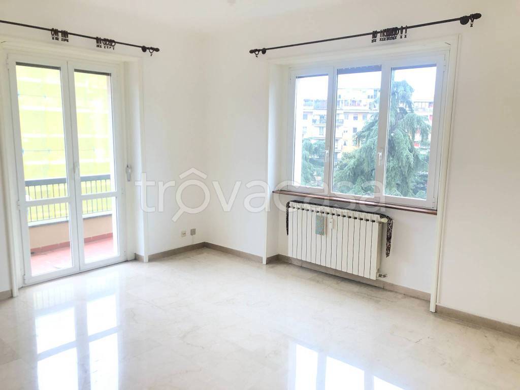 appartamento in affitto a Milano in zona Rembrandt