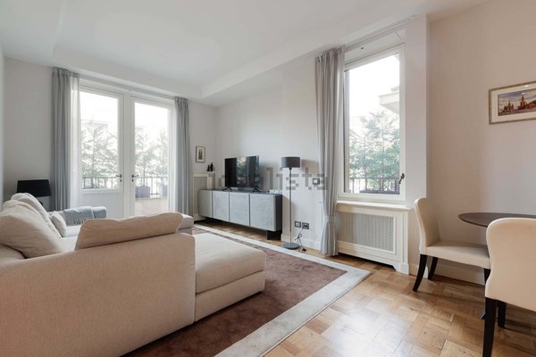 appartamento in affitto a Milano in zona Porta Nuova