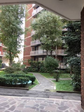 appartamento in affitto a Milano in zona Barona