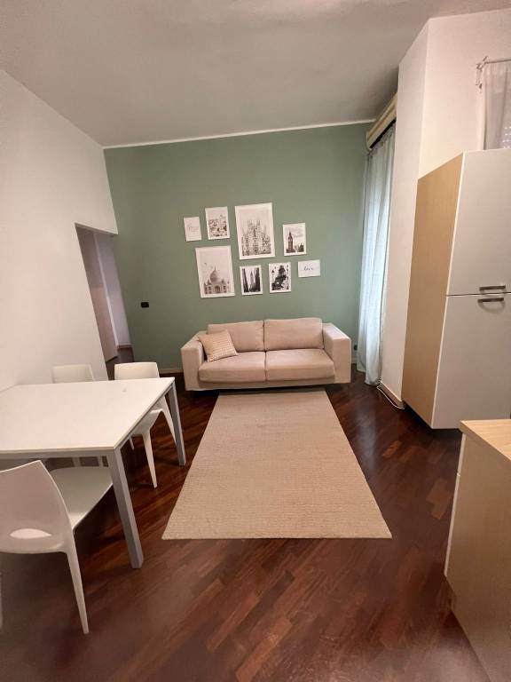 appartamento in affitto a Milano in zona Guastalla