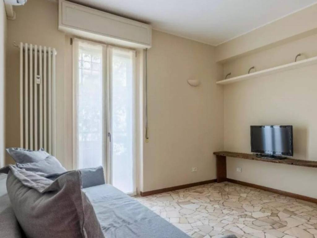 appartamento in affitto a Milano in zona Vigentino