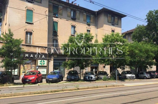 negozio in affitto a Milano in zona Solari