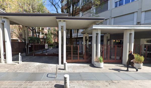 negozio in affitto a Milano
