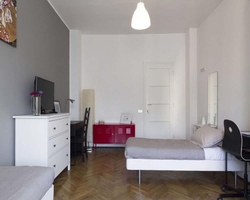 negozio in affitto a Milano in zona Maggiolina