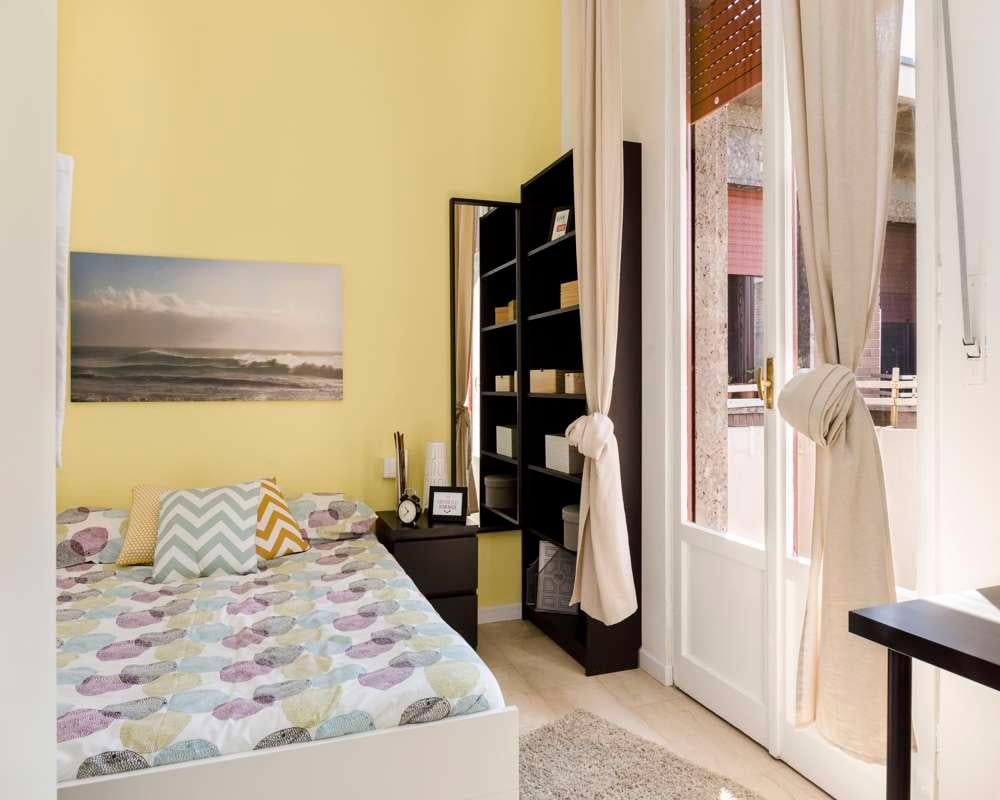 negozio in affitto a Milano in zona Lorenteggio