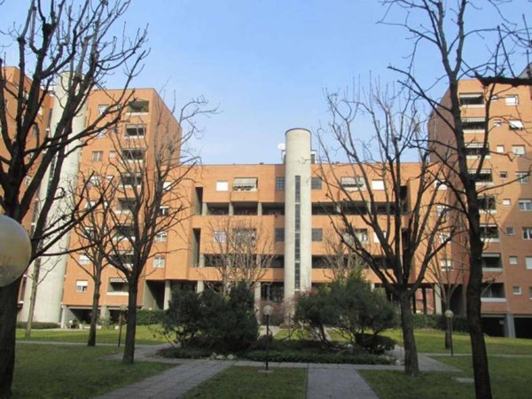 appartamento in affitto a Milano in zona Adriano