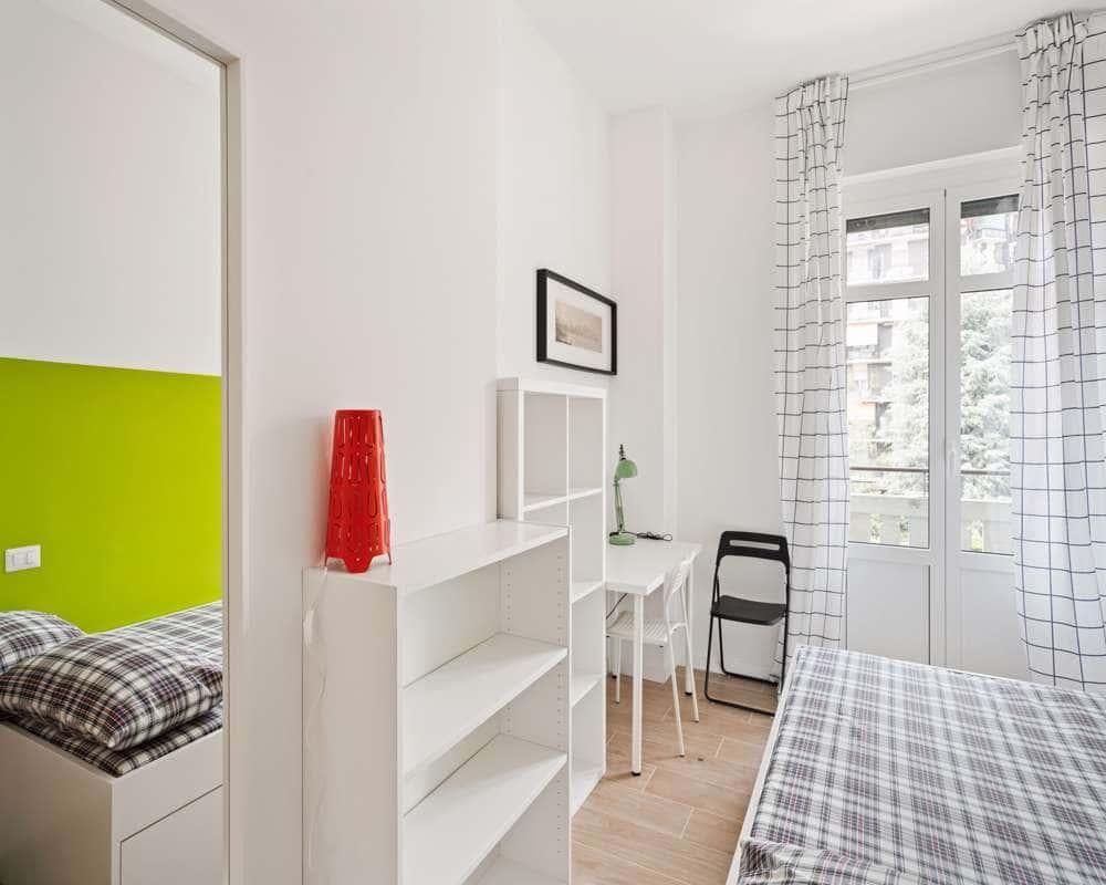 negozio in affitto a Milano