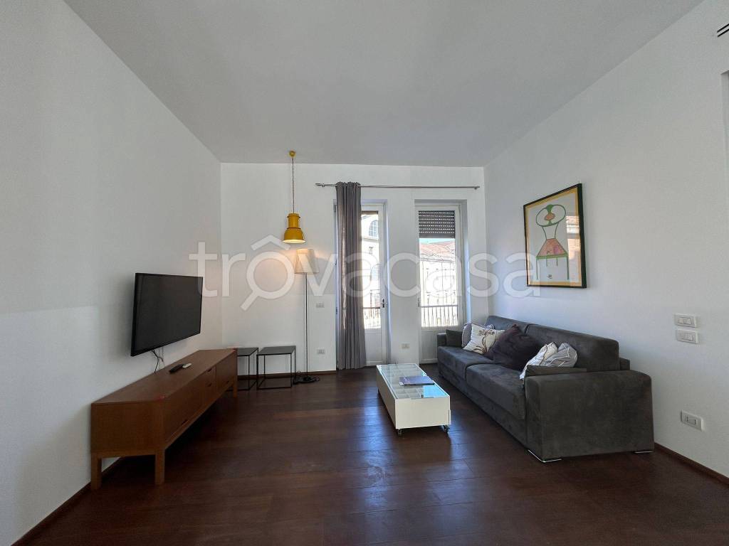 appartamento in affitto a Milano in zona Sant'Ambrogio