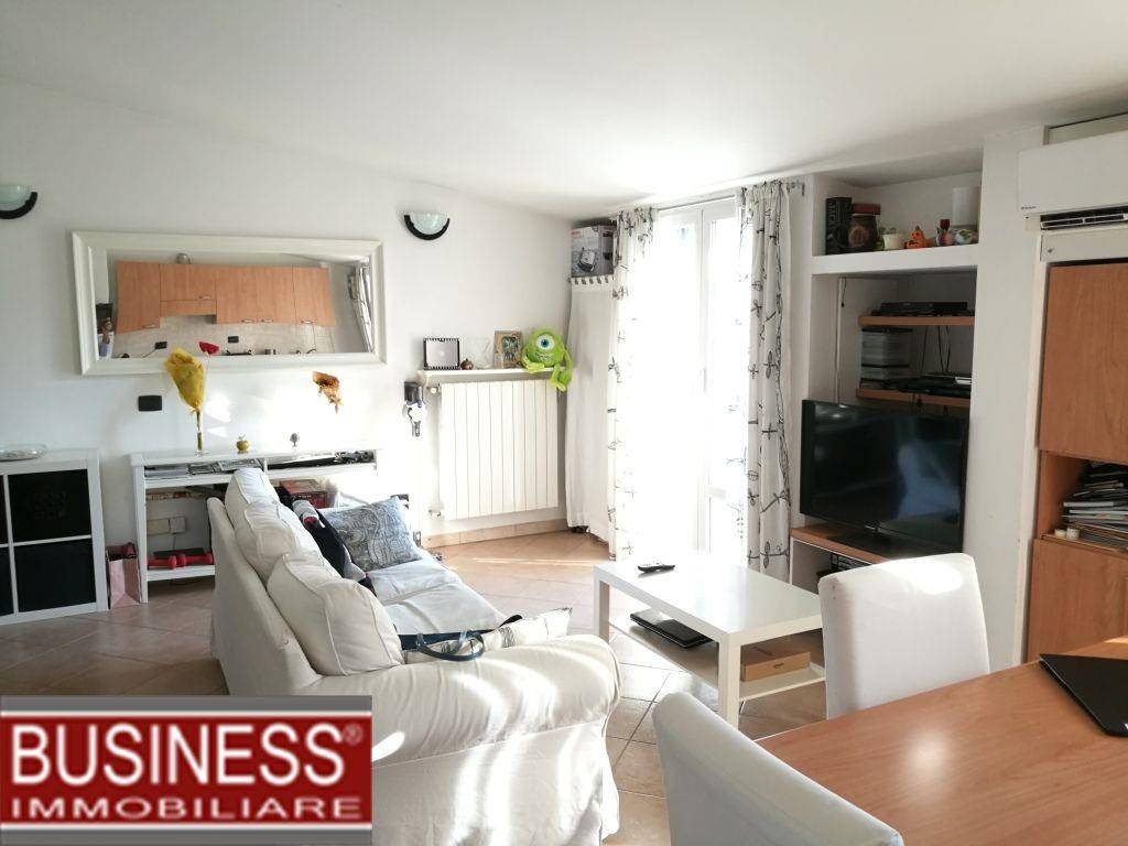 appartamento in affitto a Milano in zona Solari