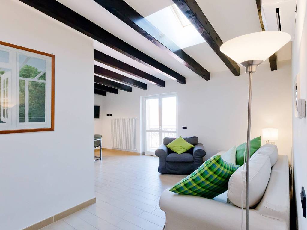 appartamento in affitto a Milano in zona Vigentino