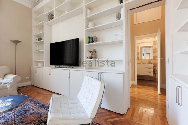 appartamento in affitto a Milano in zona Porta Nuova