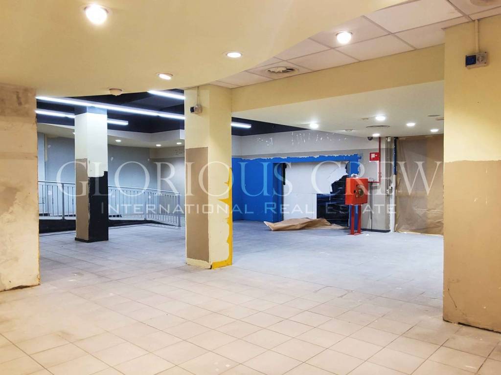 locale commerciale in affitto a Milano in zona Il Portello