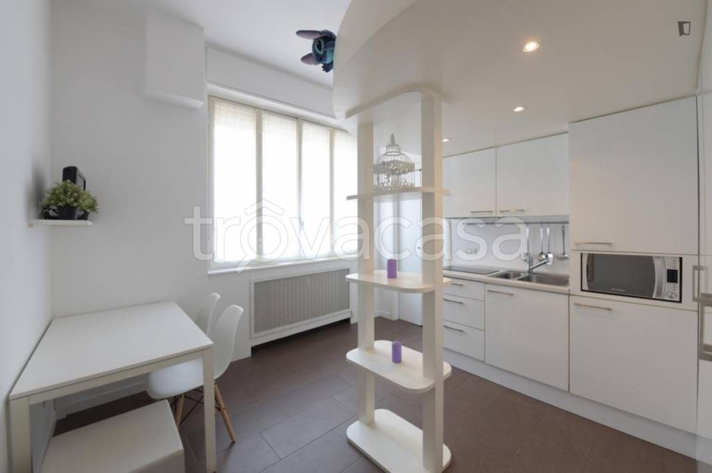 appartamento in affitto a Milano in zona Lorenteggio