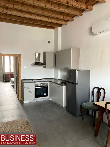 appartamento in affitto a Milano in zona Forze Armate