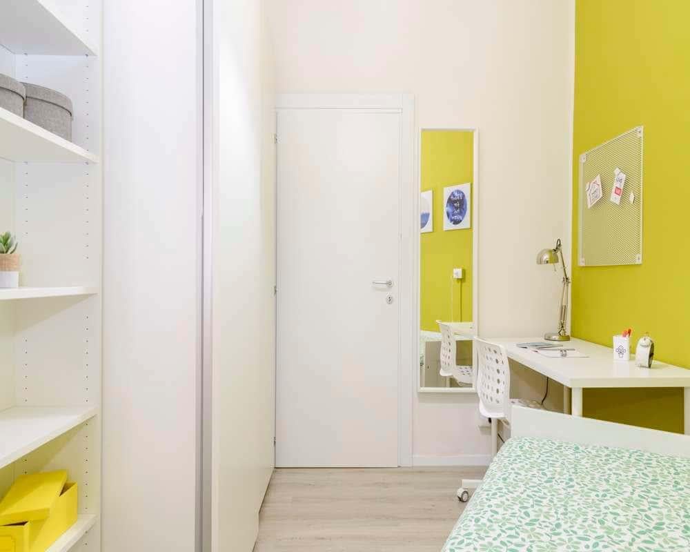 negozio in affitto a Milano in zona Lorenteggio