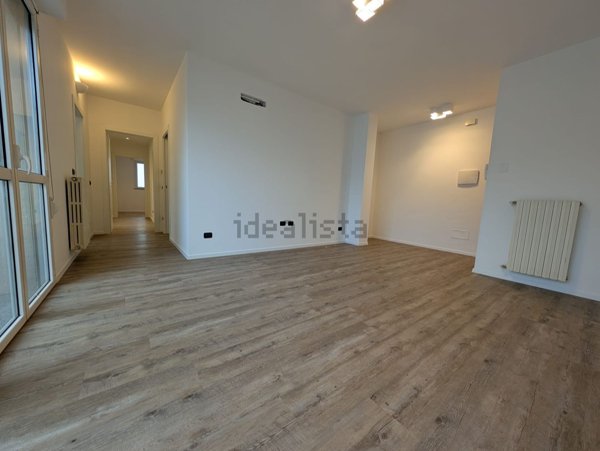 appartamento in affitto a Milano in zona Lorenteggio