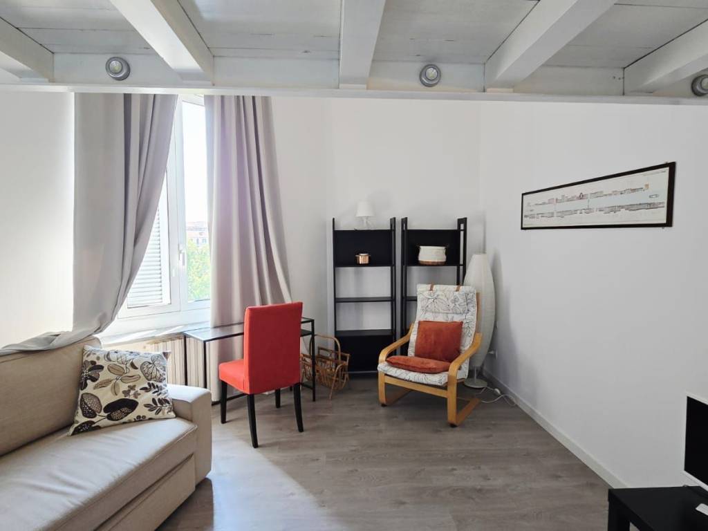appartamento in affitto a Milano in zona Isola
