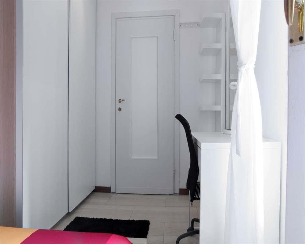 negozio in affitto a Milano in zona Lorenteggio