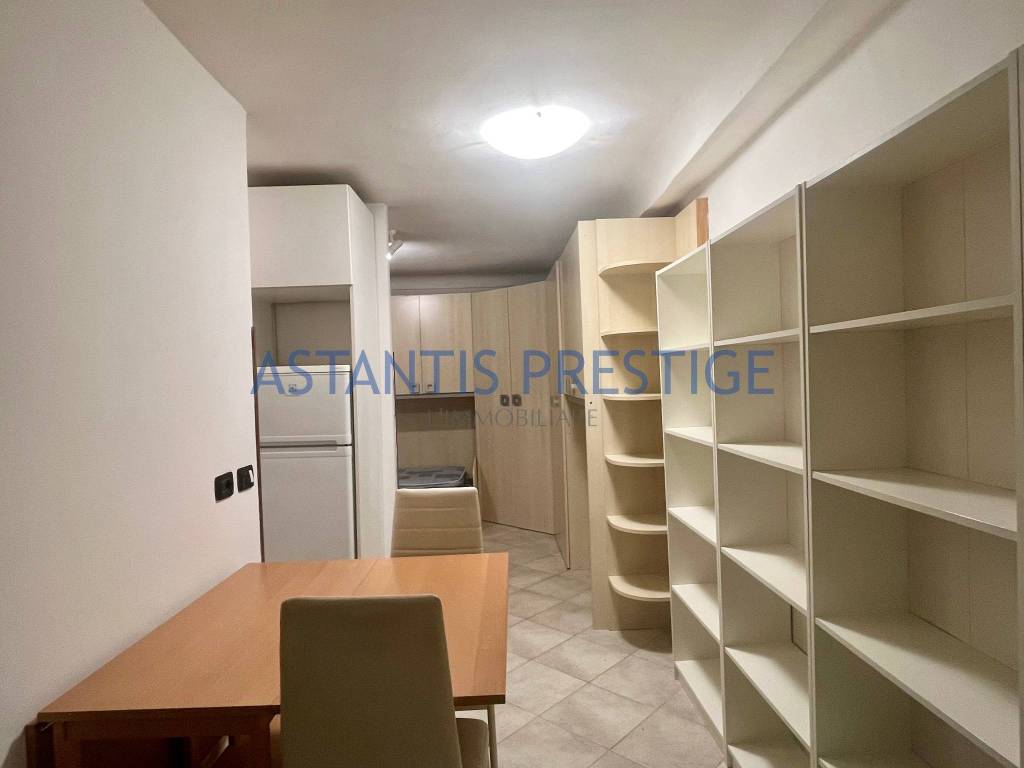 appartamento in affitto a Milano in zona Isola