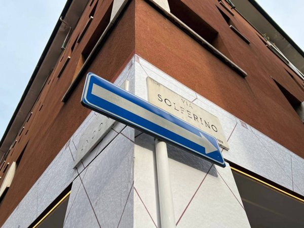 negozio in affitto a Milano in zona Porta Nuova