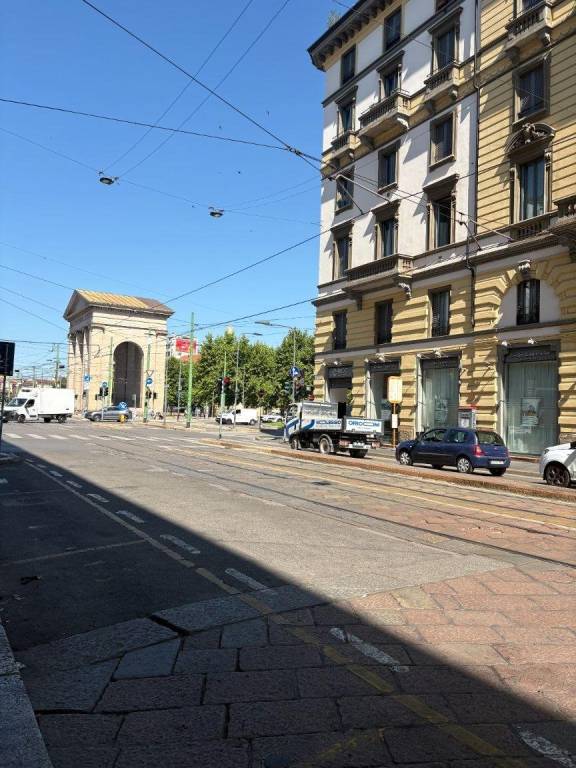 negozio in affitto a Milano in zona Bocconi