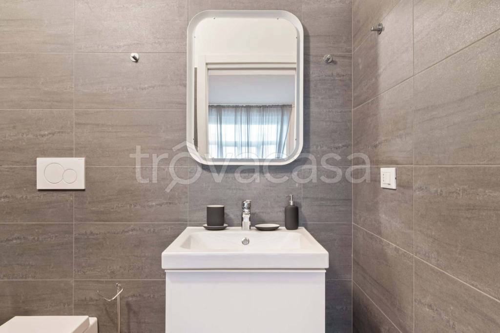 appartamento in affitto a Milano in zona Guastalla