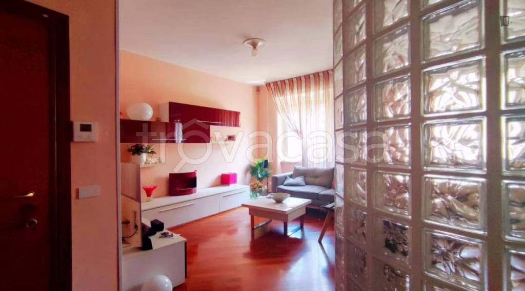 appartamento in affitto a Milano in zona Corvetto