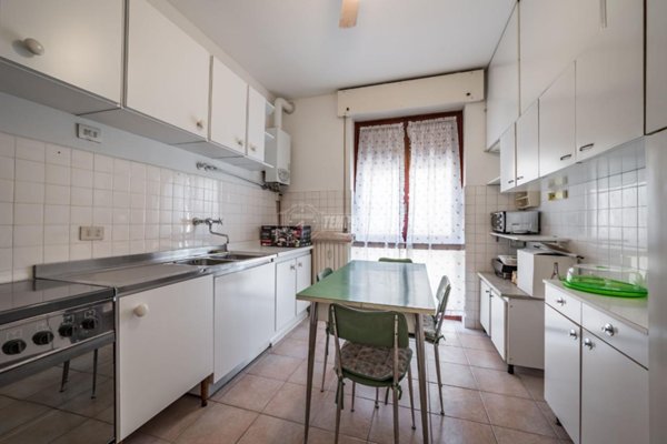 negozio in affitto a Milano in zona Lambrate