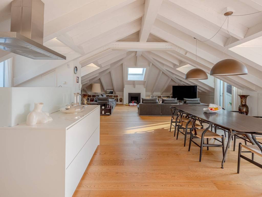 appartamento in affitto a Milano in zona Guastalla