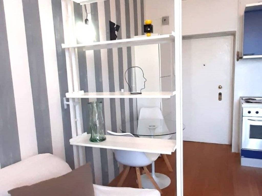 appartamento in affitto a Milano in zona Famagosta