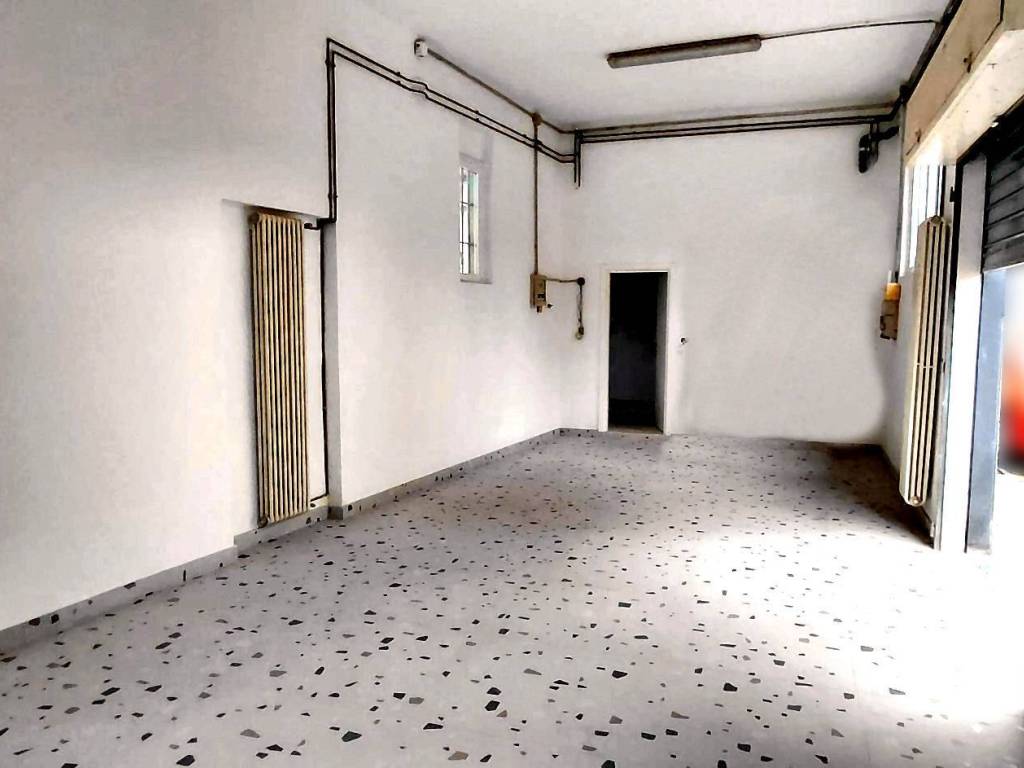 ufficio in affitto a Milano in zona Famagosta