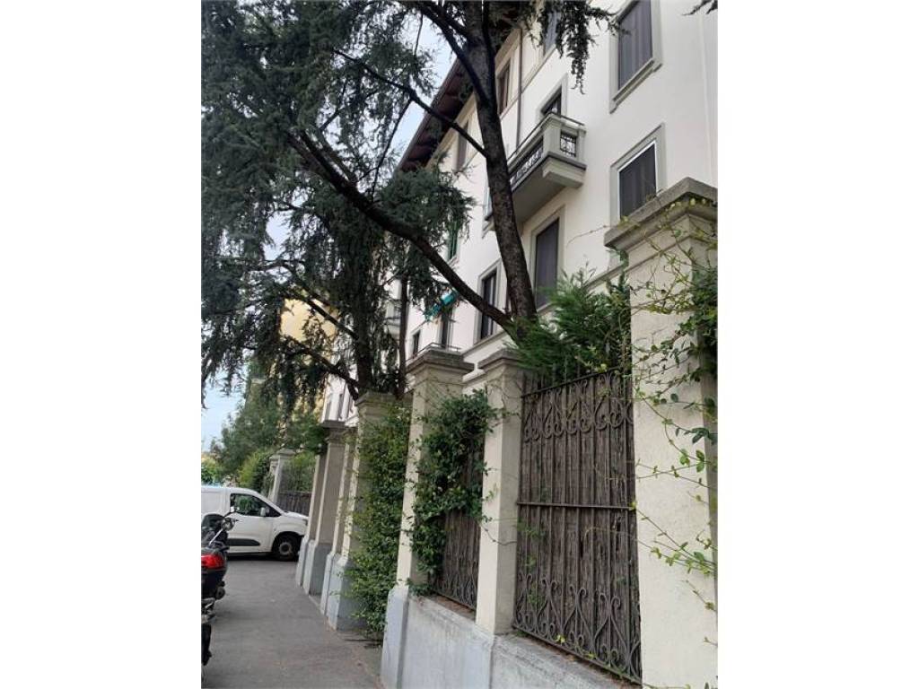 appartamento in affitto a Milano in zona Barona