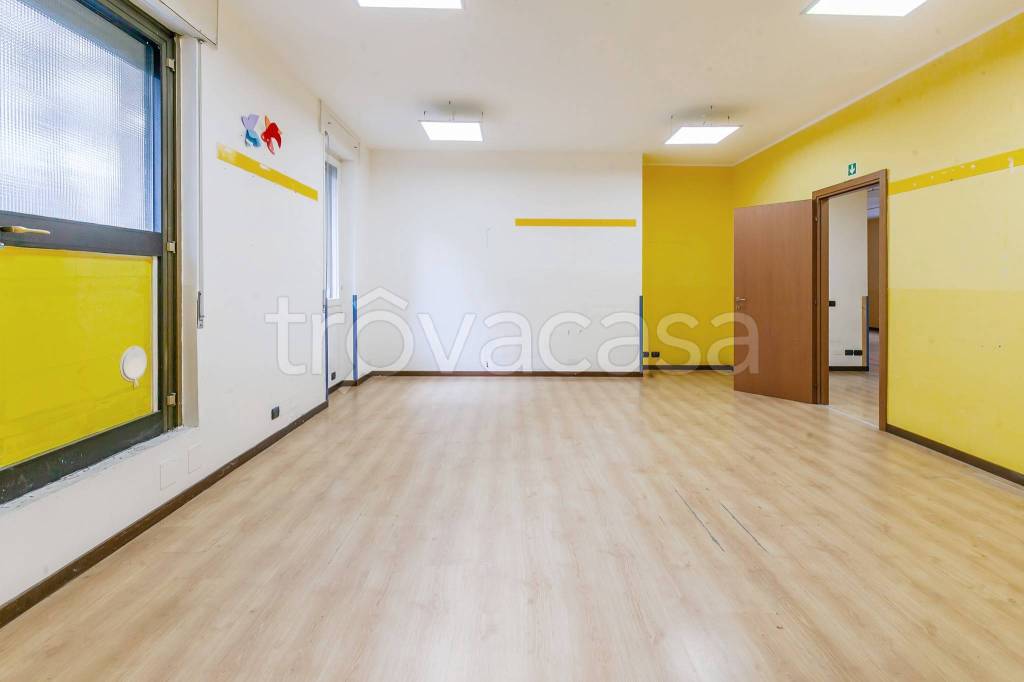 negozio in affitto a Milano in zona Bovisa
