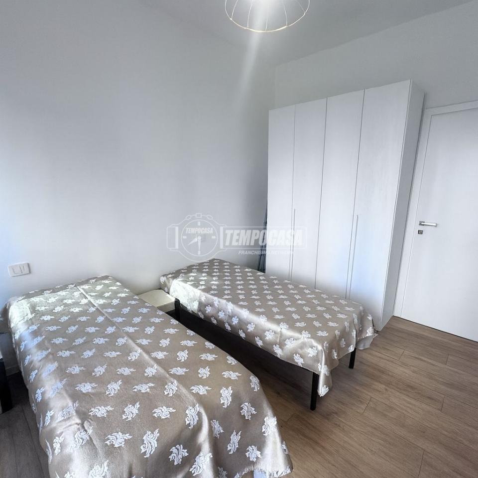 negozio in affitto a Milano in zona Precotto