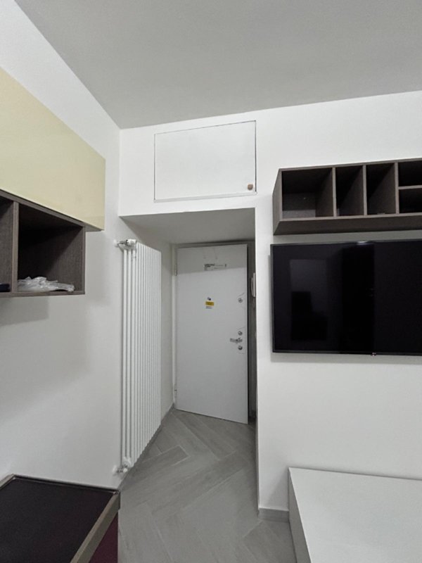 appartamento in affitto a Milano in zona Lorenteggio