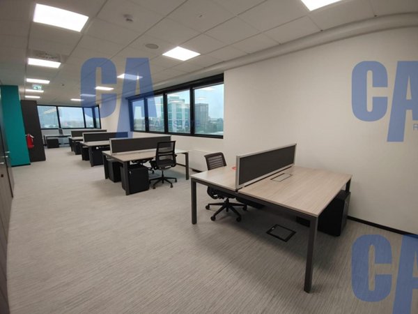 locale di sgombero in affitto a Milano in zona Lorenteggio